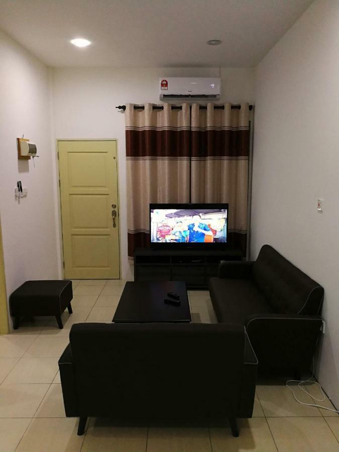Address No 915, Lorong Uni 13, Taman Uni Central, Samarahan Expressway * Kuching